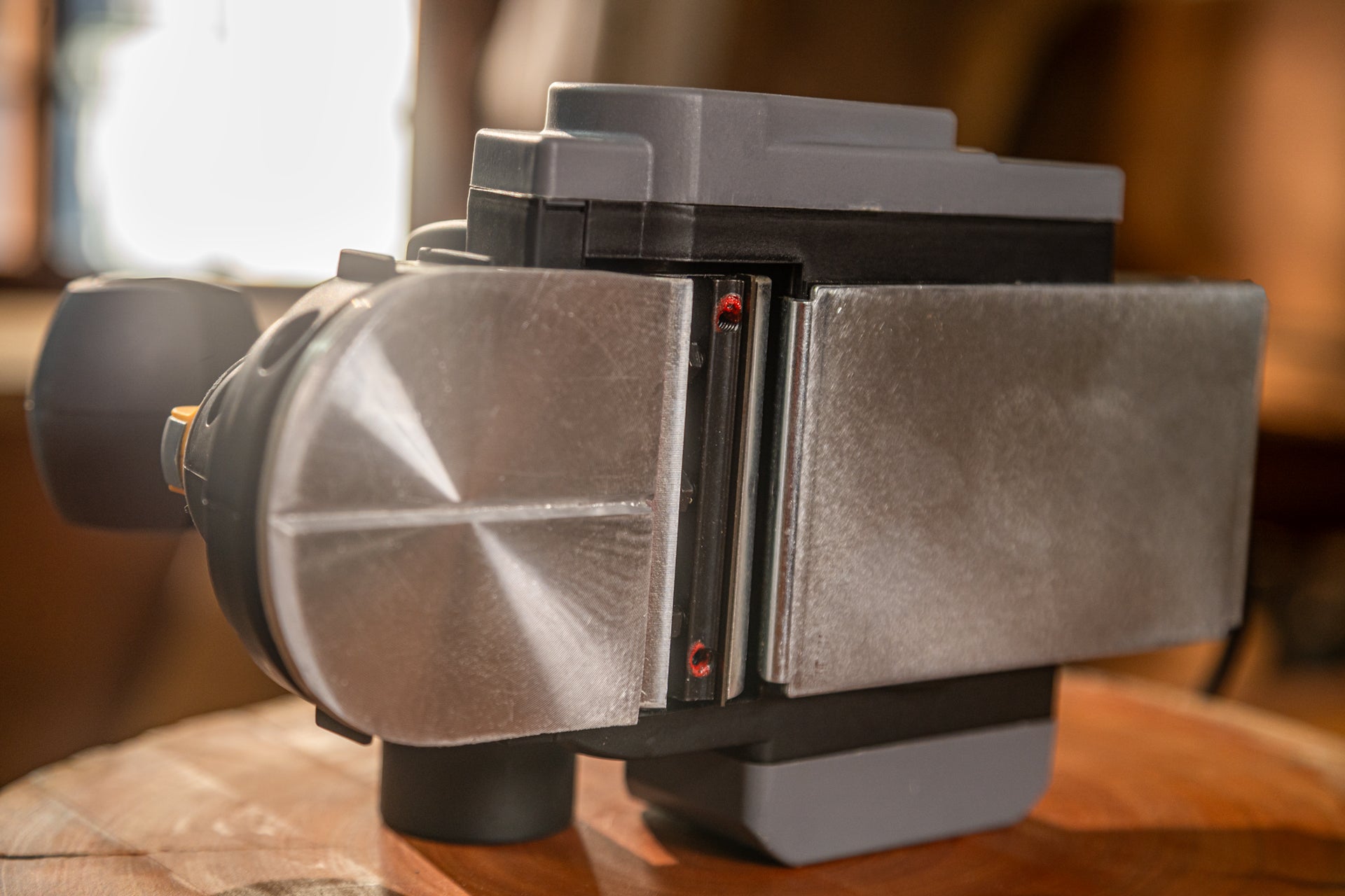 Plaina Elétrica Wap Wf Pe01 Corte Preciso Guia Paralela 760W