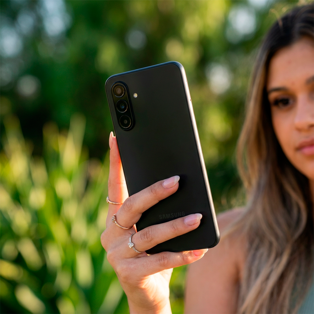 Smartphone Samsung Galaxy A17 5G 128GB 4GB Ram Tela Super Amoled 6.7