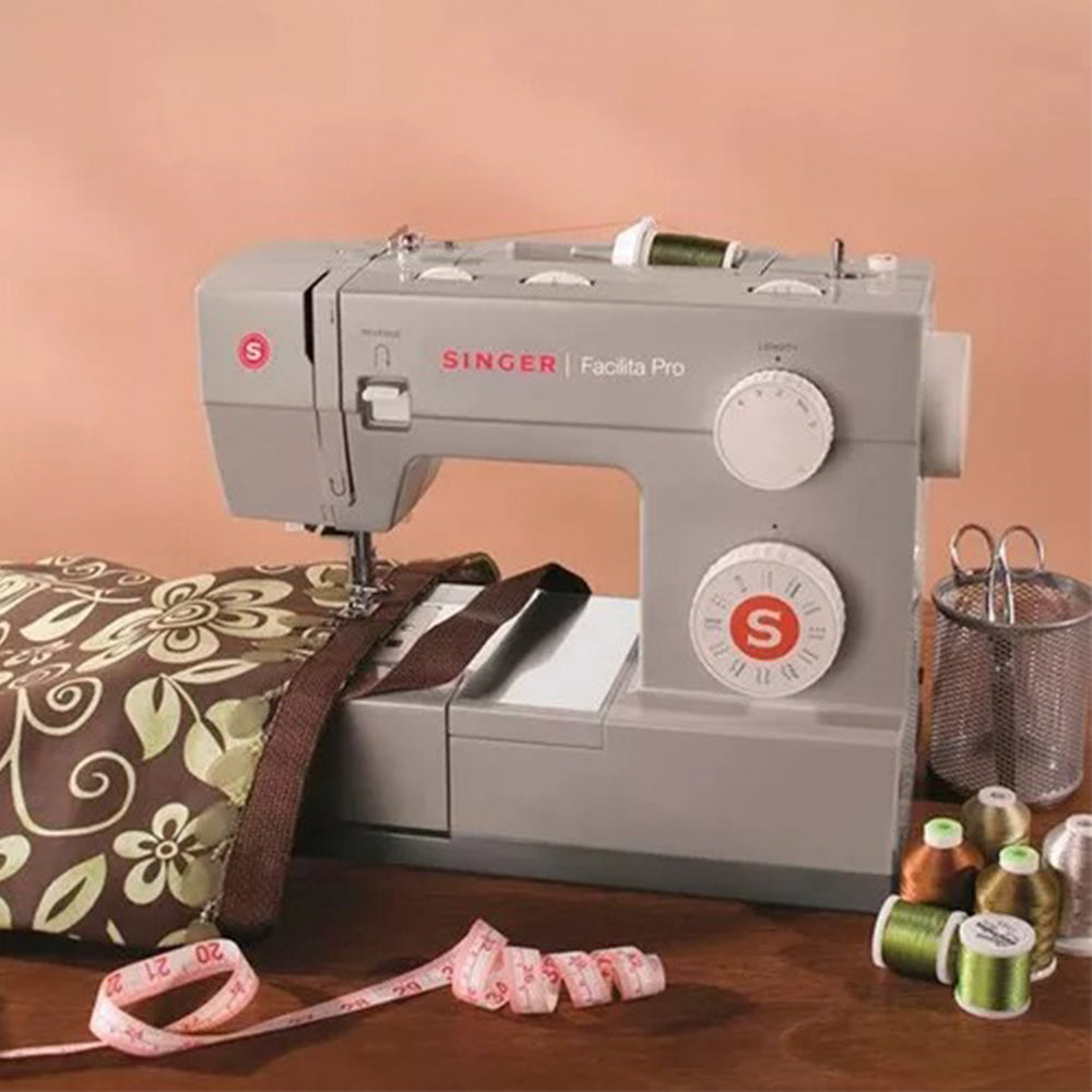 Máquina de Costura Singer Facilita Pro Agulha Dupla 4423 127v